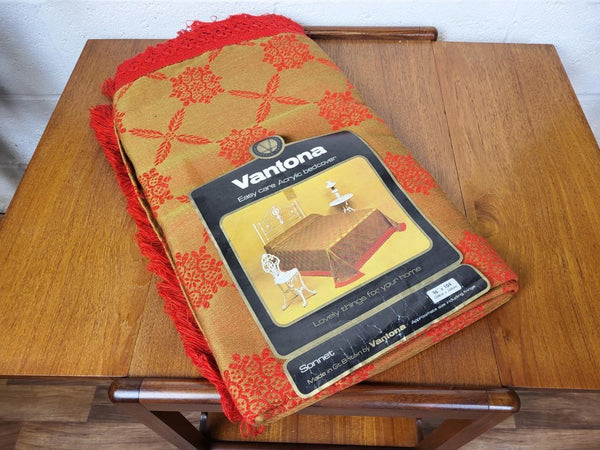 Beautiful Unused Vintage Vantona 70's Double Bedspread Gold & Red Mid-Century