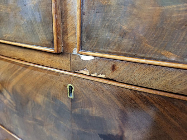 Beautiful Antique Victorian Large Mahogany & Walnut Chest Of Drawers Bow Fronted