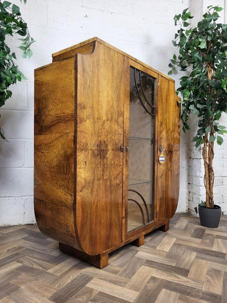 Stunning Vintage 30's Art Deco Walnut & Glass Cocktail Cabinet Drinks Bar Retro