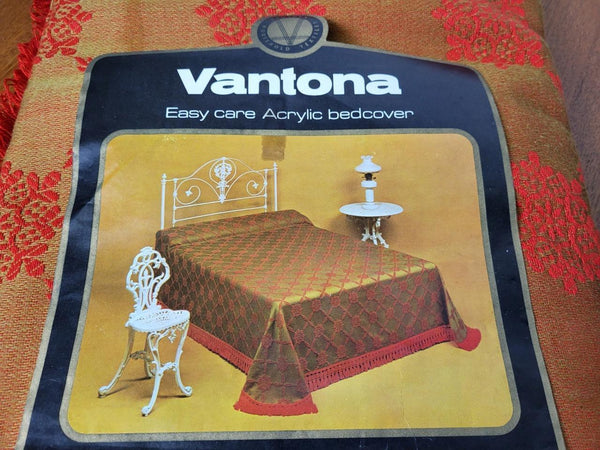 Beautiful Unused Vintage Vantona 70's Double Bedspread Gold & Red Mid-Century