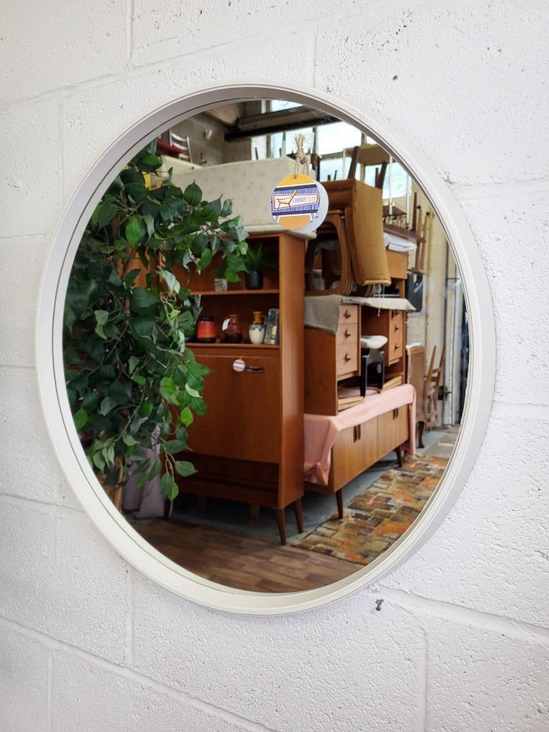 Vintage Mid-Century Round White Wood Frame Wall Mirror Retro Scandi MCM 70's