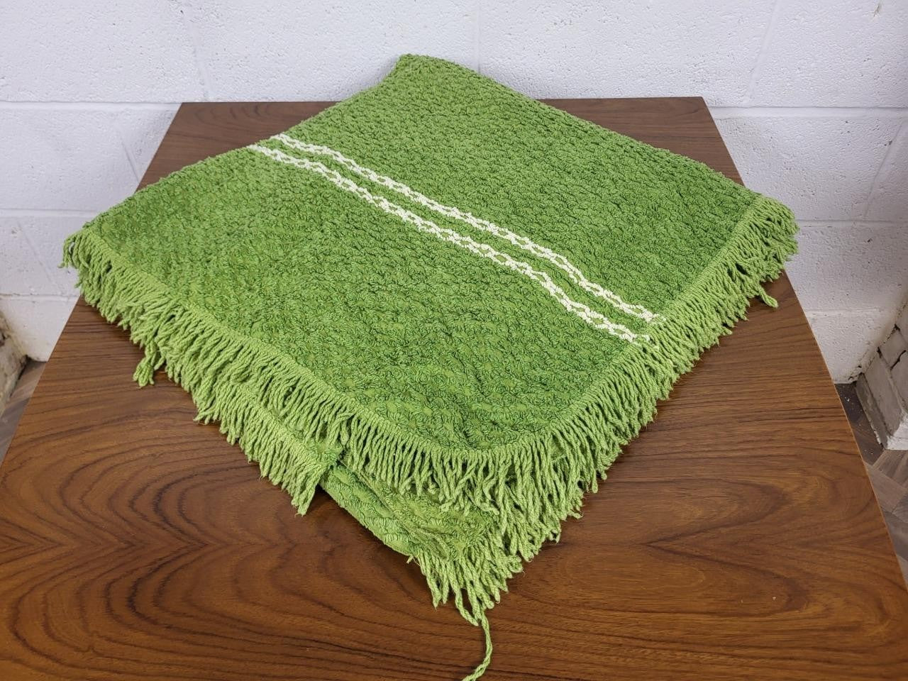 Vintage Mid-Century Green Candlewick Bedspread Double Retro
