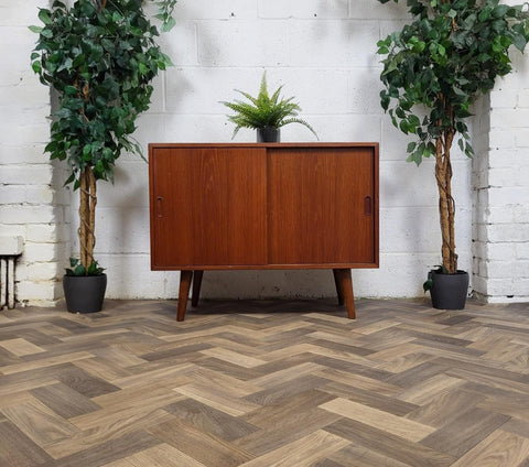 Vintage Mid-Century Danish Teak 2 Door Cabinet LP Record Storage Retro MCM