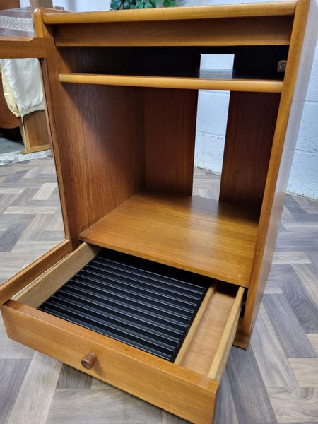 Vintage Parker Knoll Nathan Teak & Glass HiFi Stand Media Cabinet Mid-Century