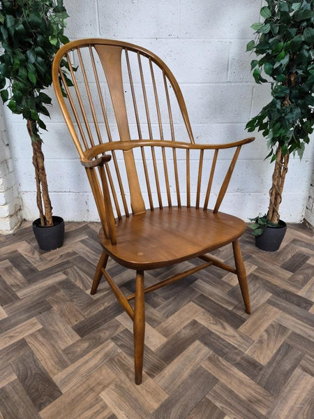Vintage Ercol Chairmakers Arm Chair Model 472 Golden Dawn Mid-Century Retro