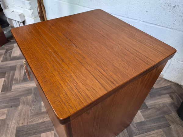 Vintage Stag Teak Laundry Storage Unit Ottoman Mid-Century Retro MCM