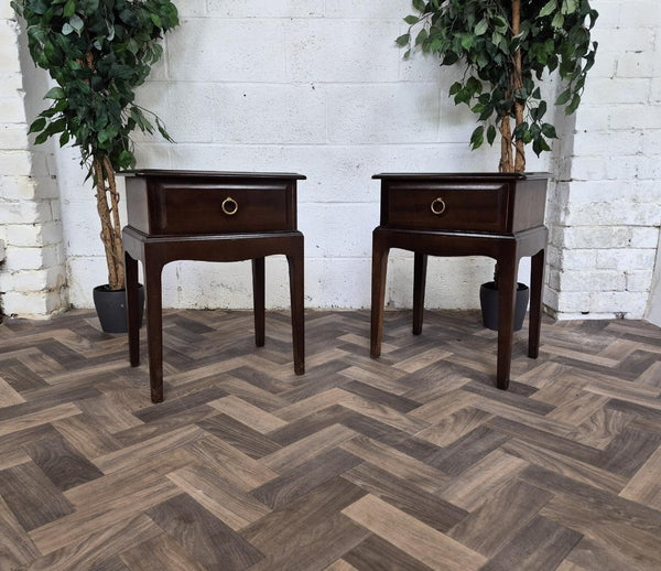 Pair Of Vintage Stag Minstrel Mahogany Bedside Tables Cabinets