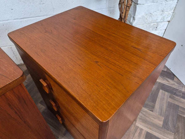 Pair Of Vintage Mid-Century Stag Cantata Teak 3 Drawer Bedside Chests Retro MCM