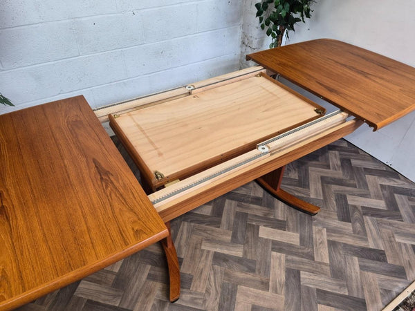 Vintage Mid-Century Large Danish Teak Extending Dining Table Retro MCM