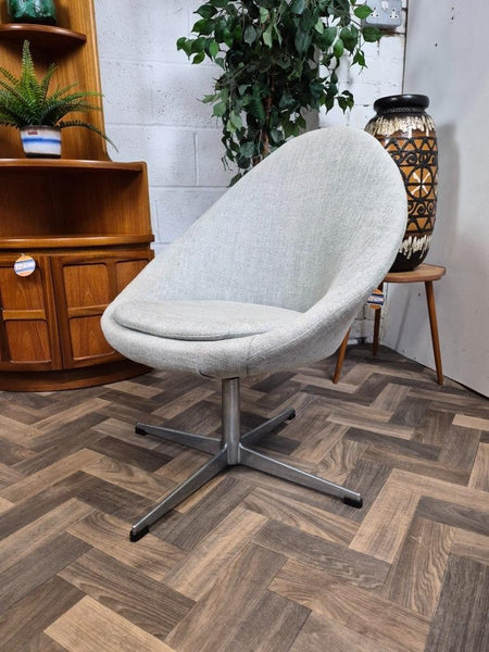 Vintage Mid-Century Chrome & Grey Tub Mini Egg Swivel Chair Retro Scandi MCM