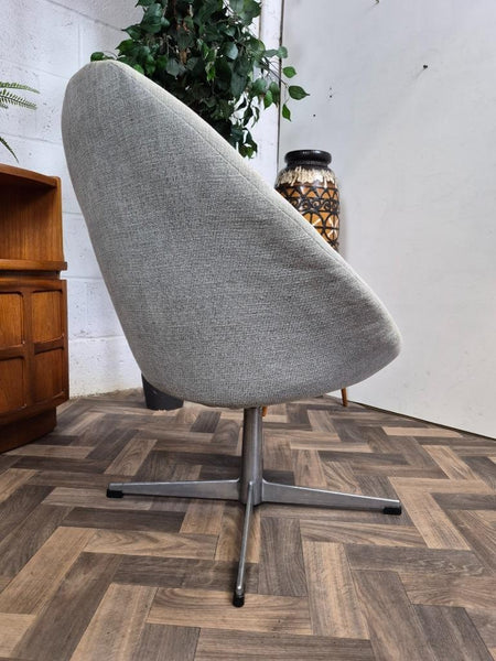 Vintage Mid-Century Chrome & Grey Tub Mini Egg Swivel Chair Retro Scandi MCM