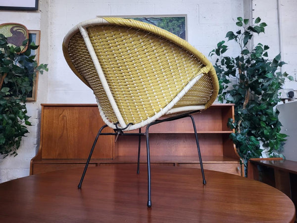 Vintage Mid-Century Small Satellite Basket Chair Yellow/White Atomic Sputnik MCM